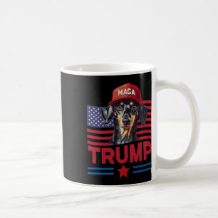 Sogar mein Hund liebt Trump Lustiger Dachshund Meg Kaffeetasse
