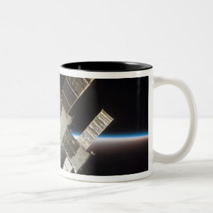 Sojus-Dockingstation 13 Zweifarbige Tasse