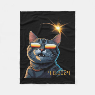 Solar 2024 Eclipse Cat Wearing Eclipse Brillen Fleecedecke