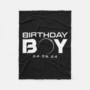Solar Eclipse Birthday Boy insgesamt 8. April 2024 Fleecedecke