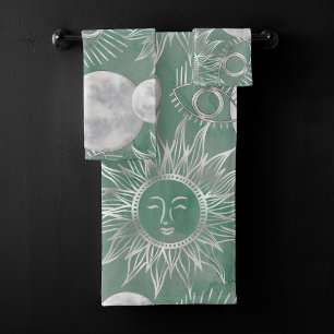 Solar Mystique   Dusty Green Silver Moon Stars Sun Badhandtuch Set