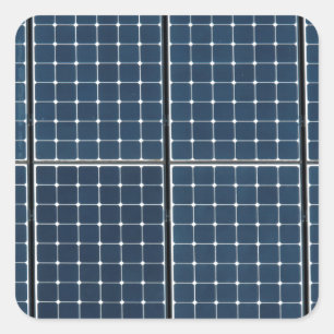 Solarmodule auf einem Haus. Quadratischer Aufkleber