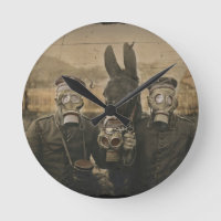 Soldaten, Donkey und Gasmasken