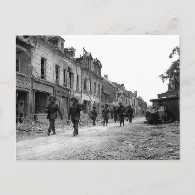 Soldaten in Caen Postkarte (Vorderseite)