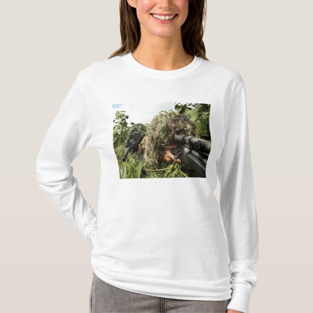 Soldaten in Gigillie-Anzügen T-Shirt (Vorderseite)
