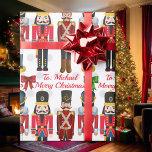 Soldier Nutcracker Personalize Name Christmas Wrap Geschenkpapier<br><div class="desc">Geben Sie den Namen des Empfängers Soldier Nutcracker Weihnachtswrapping Paper hinzu</div>