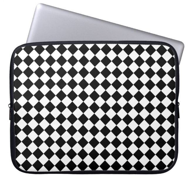 Solid Black and White Chevron Pattern Laptopschutzhülle (Vorderseite)