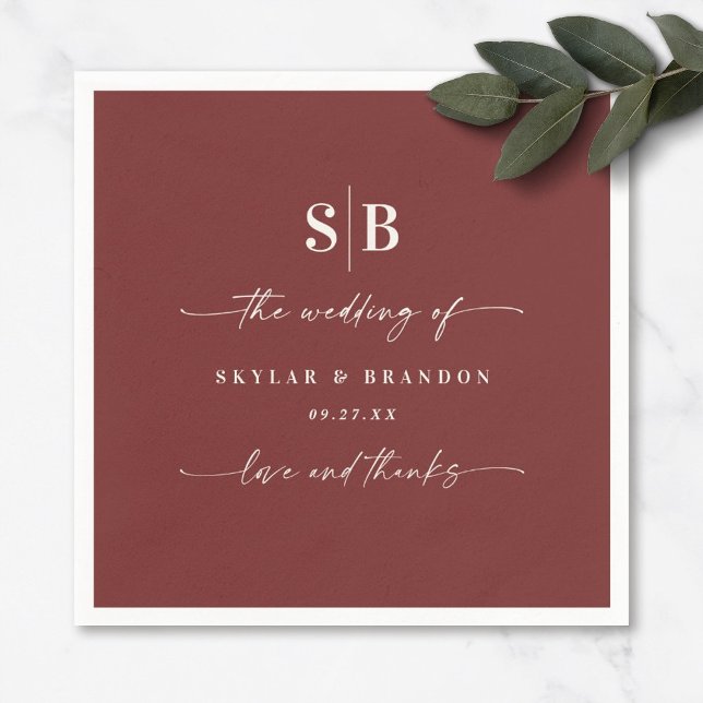 Solid Color Cinnamon Red Mit Monogramm Wedding Serviette (Von Creator hochgeladen)