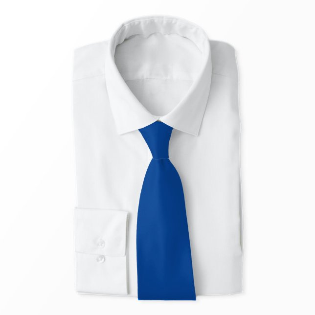 Solid Royal Blue Classic Elegant Schlicht Monochro Krawatte (This solid royal blue tie is classic, elegant and fashion-forward. Great for grooms/wedding parties.)
