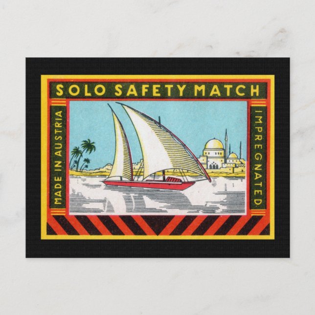Solo Segelschiff-Match-Label Postkarte (Vorderseite)