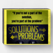 Solutions > < Problèmes Bois Signal