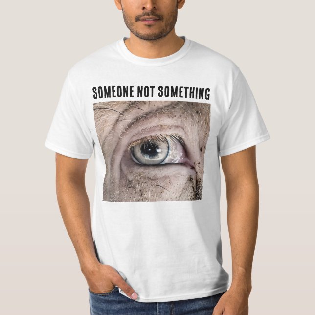 SOMEONE NOT SOMETHING PIG LOVER T-Shirt (Vorderseite)