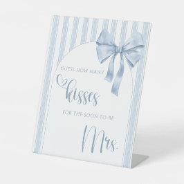 Something Blue Before I Do  Guess how Many Kisses Sockelschild