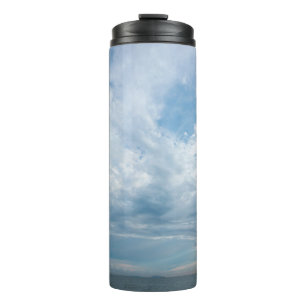Sommer am Strand mit Sonnenuntergang Himmel. Kopie Thermosbecher