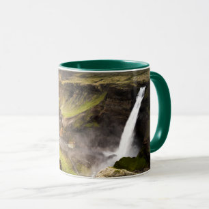 Sommer Haifoss Wasserfall-  in Island Tasse