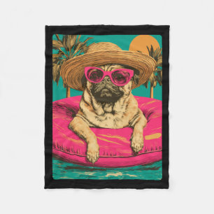 Sommer-Mops mit Sungles Süßer Hund Tropischer Pool Fleecedecke