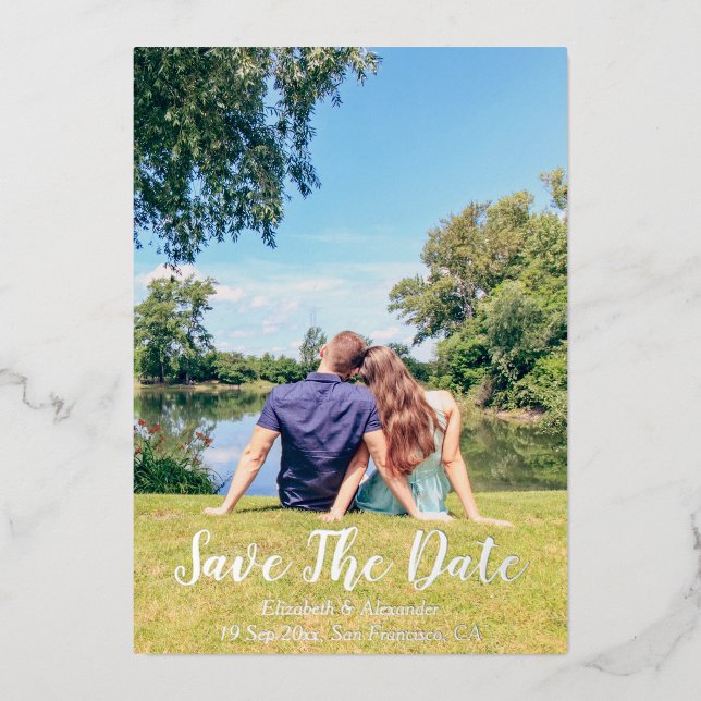 Sommercard "Lakeside Hütte" Save the Date Folieneinladung (Vorderseite)