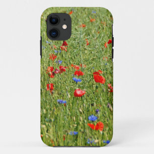 Sommerfeld mit roten und blauen Blumen iPhone 11 Hülle