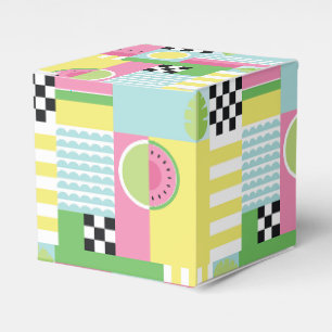 Sommerkleidung, buntes Mosaik Geschenkschachtel