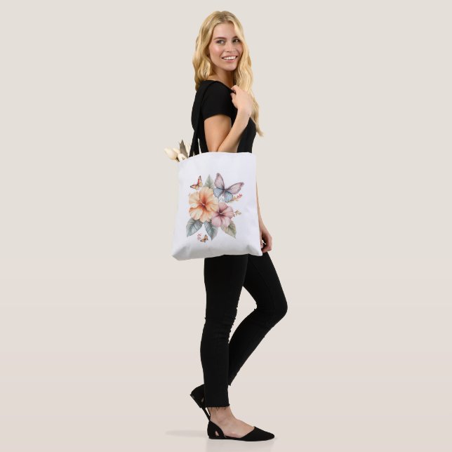 Sommerliche Blume und Schmetterlinge Tasche (Am Model)
