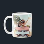 Sommerliche Liebe Kaffeetasse<br><div class="desc">Rosa und hellpastellblaue Streifen.</div>