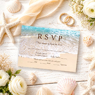 Sommerliche Ozeanwellen Tropische Strandhochzeit RSVP Karte