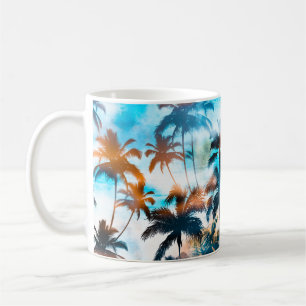 Sommermuster, tropische Bäume, Himmel. Kaffeetasse