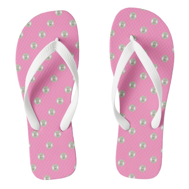 Sommerperlen auf rosa flip flops (Fußbett)