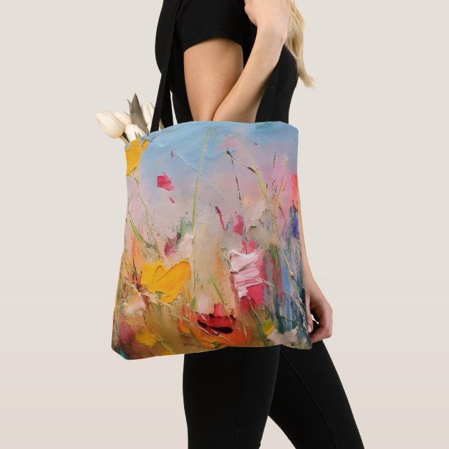 Sommerwiese – Expressive abstrakte Wildblumen Tasche (Von Nahem)