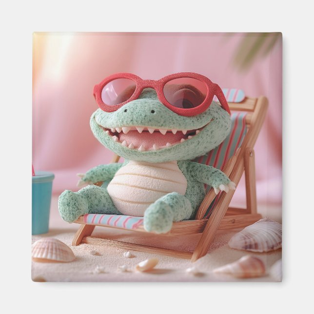 Sommerwoben: Chillin' Plush Crocodile on Vacation Magnet (Vorne)