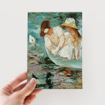 Sommerzeit | Mary Cassatt Postkarte<br><div class="desc">Sommerzeit (1894) von der amerikanischen Impressionistin Mary Cassatt. Die Originalkunst ist ein Ölgemälde auf der Leinwand, das ein Portrait von zwei Frauen auf einem von Enten umgebenen Boot darstellt. Verwenden Sie die Entwurfstools, um einen benutzerdefinierten Text hinzuzufügen oder das Bild zu personalisieren.</div>