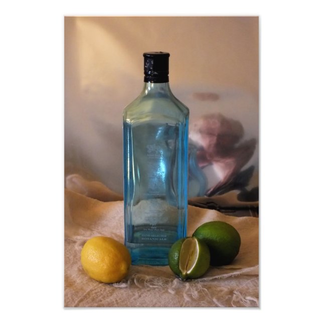 "Sommerzeit" Stillleben mit Flasche und Zitrus Fotodruck (Vorne)