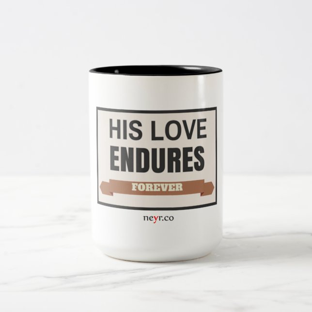 Son amour supporte pour toujours la tasse de 15 (Centre)