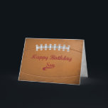 Son Birthday Große Grunge Fußball für Sport Fan Karte<br><div class="desc">Dein Sohn feiert seinen Geburtstag und du weißt,  dass er verrückt nach Fußball ist. Um diesen Anlass noch mehr Besonderheit zu machen,  können Sie ihm diese Fußball-Karte zusenden. Stiche auf der Vorderseite und Grunge Typografie lassen den Fußball so aussehen,  als sei er getragen und authentisch.</div>