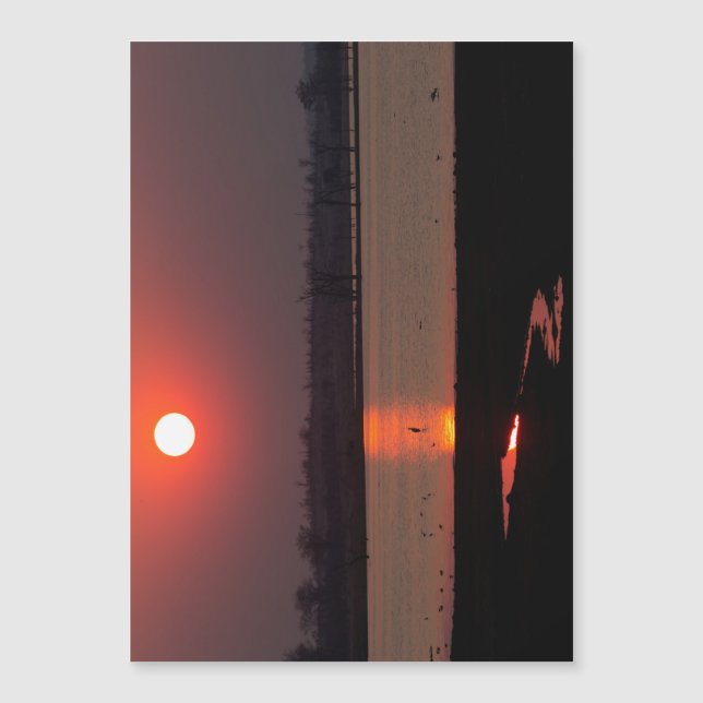 Sonnenaufgang am Mandavu-Staudamm Magnetkarte (Vorderseite)