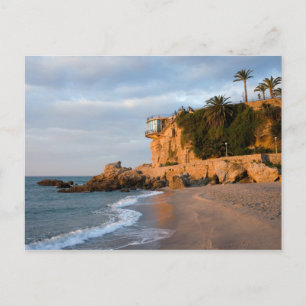 Sonnenaufgang am Strand von Nerja Postkarte