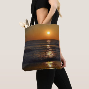 Sonnenaufgang am Strand von Shirley Taylor Tasche