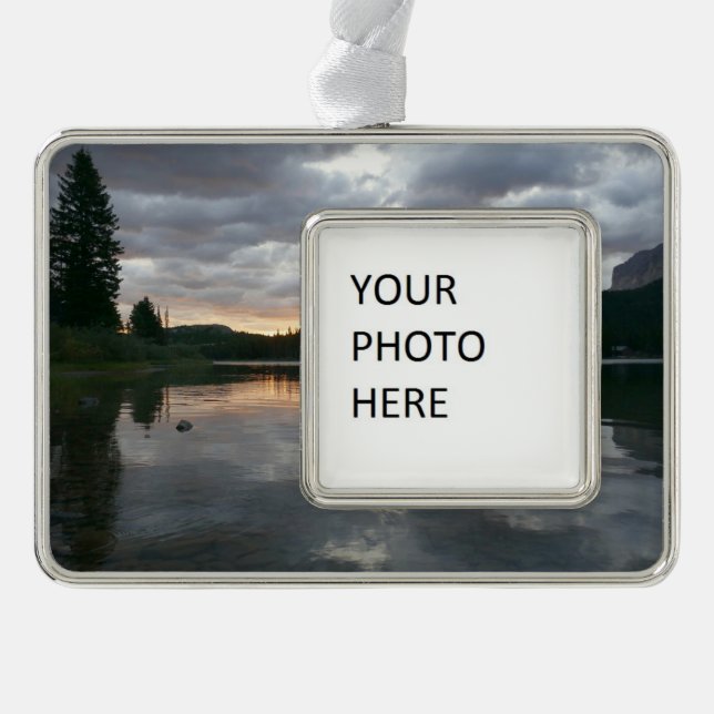 Sonnenaufgang am Swiftcurrent Lake II Rahmen-Ornament Silber (Vorderseite)