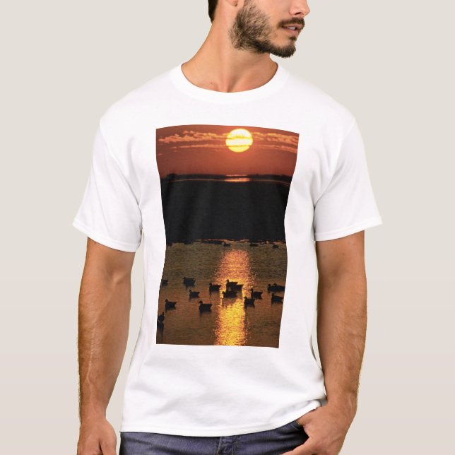 Sonnenaufgang am T-Shirt (Vorderseite)