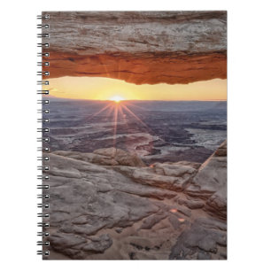 Sonnenaufgang an MESA-Bogen, Canyonlands Notizblock