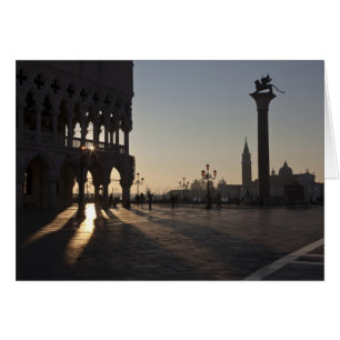 Sonnenaufgang auf der Plaza San Marco