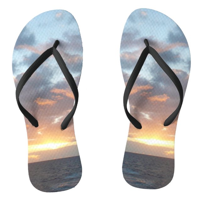 Sonnenaufgang auf See I Pastel Seascape Flip Flops (Fußbett)