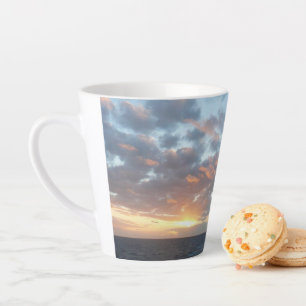 Sonnenaufgang auf See I Pastel Seascape Milchtasse