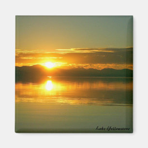 Sonnenaufgang auf See Yellowstone Magnet