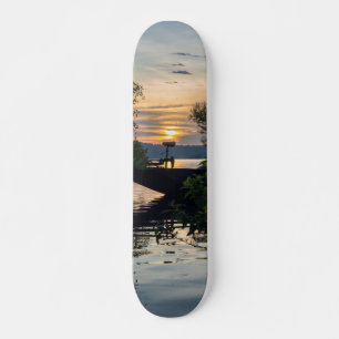 Sonnenaufgang des Fischereibootes Skateboard