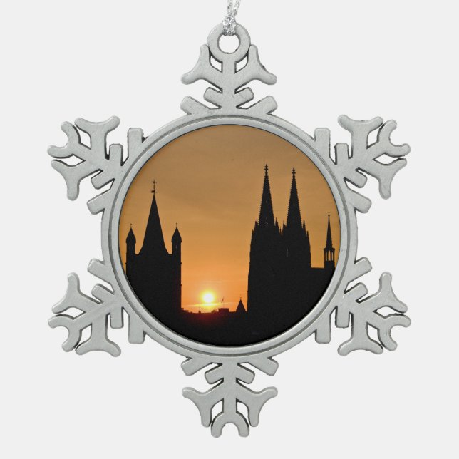 Sonnenaufgang Kölns, Deutschland Schneeflocken Zinn-Ornament (Vorderseite)