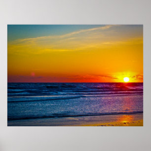 Sonnenaufgang über dem Atlantischen Ozean und Refl Poster