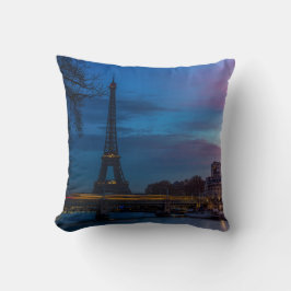 Sonnenaufgang über dem Eiffelturm - Paris, Frankre Kissen