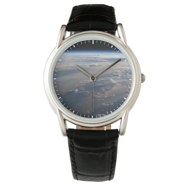 Sonnenaufgang über dem philippinischen Meer mit la Armbanduhr (Vorderseite)