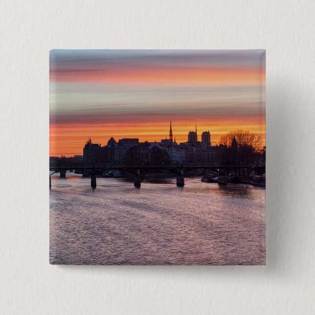 Sonnenaufgang über Ile de la Cite und Notre Dame - Button (Vorderseite)